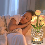 Lámpara Tulipán de Cristal con Luz Nocturna